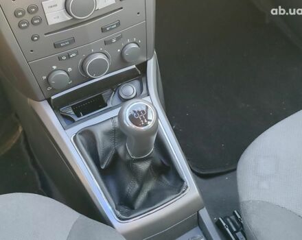 Синий Опель Астра, объемом двигателя 1.6 л и пробегом 212 тыс. км за 4590 $, фото 16 на Automoto.ua