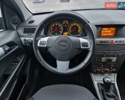 Синій Опель Астра, об'ємом двигуна 1.25 л та пробігом 275 тис. км за 3900 $, фото 22 на Automoto.ua