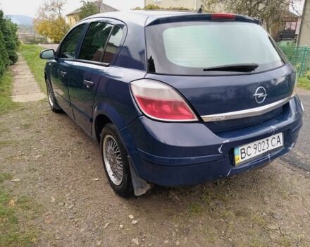 Синий Опель Астра, объемом двигателя 1.4 л и пробегом 345 тыс. км за 2800 $, фото 4 на Automoto.ua