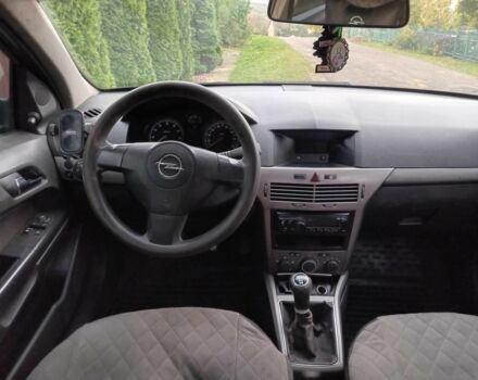 Синий Опель Астра, объемом двигателя 1.4 л и пробегом 345 тыс. км за 2800 $, фото 16 на Automoto.ua