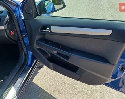 Синий Опель Астра, объемом двигателя 1.6 л и пробегом 274 тыс. км за 6000 $, фото 15 на Automoto.ua