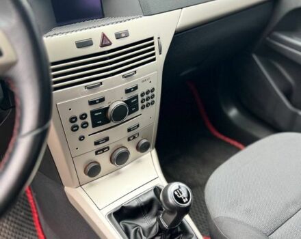 Синий Опель Астра, объемом двигателя 1.6 л и пробегом 220 тыс. км за 4999 $, фото 5 на Automoto.ua