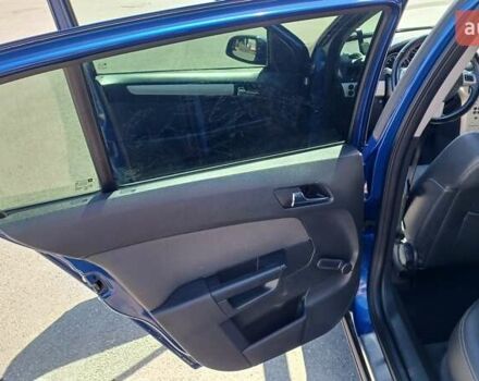 Синий Опель Астра, объемом двигателя 1.6 л и пробегом 274 тыс. км за 6000 $, фото 22 на Automoto.ua