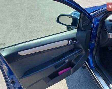 Синий Опель Астра, объемом двигателя 1.6 л и пробегом 274 тыс. км за 6000 $, фото 20 на Automoto.ua