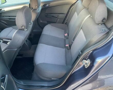 Синий Опель Астра, объемом двигателя 1.7 л и пробегом 212 тыс. км за 4800 $, фото 16 на Automoto.ua