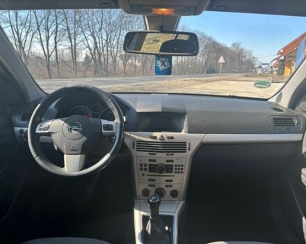 Синий Опель Астра, объемом двигателя 1.6 л и пробегом 250 тыс. км за 4500 $, фото 15 на Automoto.ua