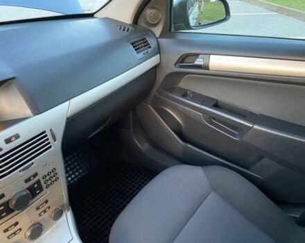 Синий Опель Астра, объемом двигателя 1.7 л и пробегом 212 тыс. км за 4800 $, фото 13 на Automoto.ua