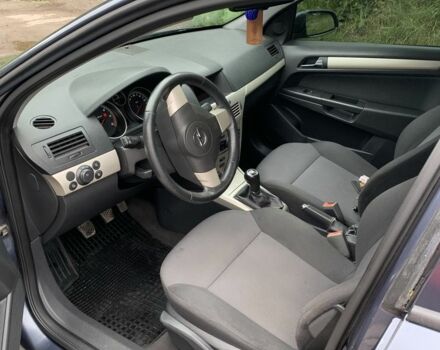 Синий Опель Астра, объемом двигателя 1.7 л и пробегом 212 тыс. км за 4800 $, фото 6 на Automoto.ua