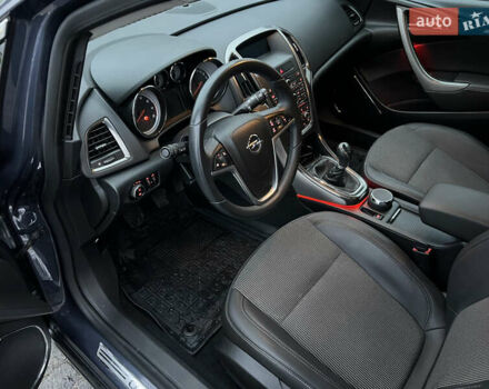 Синий Опель Астра, объемом двигателя 1.6 л и пробегом 146 тыс. км за 7200 $, фото 9 на Automoto.ua