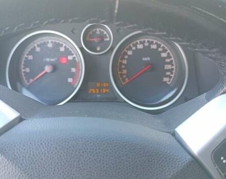 Синий Опель Астра, объемом двигателя 1.6 л и пробегом 255 тыс. км за 5500 $, фото 4 на Automoto.ua