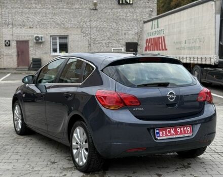 Опель Астра 2009 в Луцке на Automoto.ua Синий Опель Астра, объемом двигателя 1.6 л и пробегом 144 тыс. км за 6600 $, фото 2 на Automoto.ua