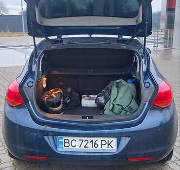 Синий Опель Астра, объемом двигателя 1.6 л и пробегом 246 тыс. км за 6300 $, фото 3 на Automoto.ua