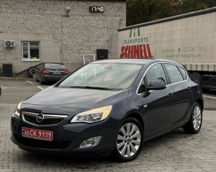 Опель Астра 2009 в Луцке на Automoto.ua Синий Опель Астра, объемом двигателя 1.6 л и пробегом 144 тыс. км за 6600 $, фото 1 на Automoto.ua