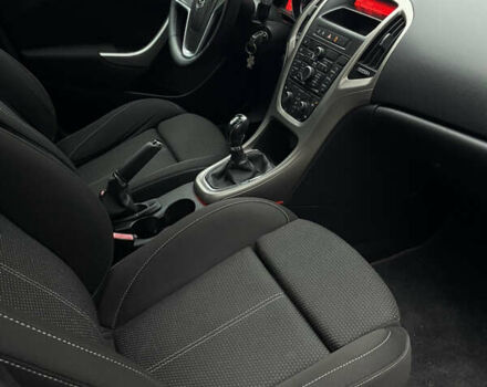 Синій Опель Астра, об'ємом двигуна 1.4 л та пробігом 170 тис. км за 6500 $, фото 7 на Automoto.ua