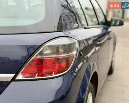 Синий Опель Астра, объемом двигателя 1.6 л и пробегом 240 тыс. км за 5999 $, фото 17 на Automoto.ua