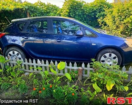 Синий Опель Астра, объемом двигателя 1.4 л и пробегом 210 тыс. км за 6700 $, фото 1 на Automoto.ua