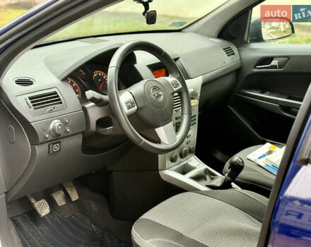 Синий Опель Астра, объемом двигателя 1.6 л и пробегом 240 тыс. км за 5999 $, фото 22 на Automoto.ua