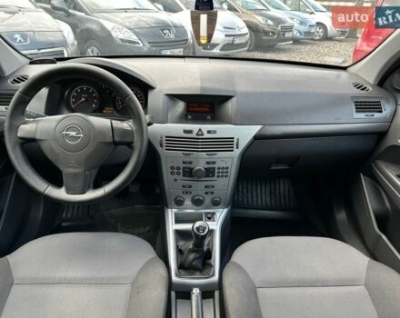 Синий Опель Астра, объемом двигателя 1.6 л и пробегом 297 тыс. км за 5200 $, фото 3 на Automoto.ua