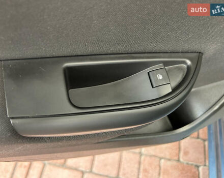 Опель Астра 2014 в Белой Церкве на Automoto.ua Синий Опель Астра, объемом двигателя 1.6 л и пробегом 183 тыс. км за 8900 $, фото 51 на Automoto.ua