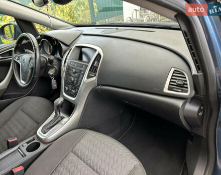 Опель Астра 2014 в Белой Церкве на Automoto.ua Синий Опель Астра, объемом двигателя 1.6 л и пробегом 183 тыс. км за 8900 $, фото 68 на Automoto.ua