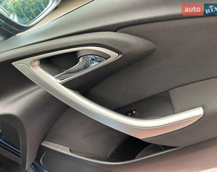 Опель Астра 2014 в Белой Церкве на Automoto.ua Синий Опель Астра, объемом двигателя 1.6 л и пробегом 183 тыс. км за 8900 $, фото 70 на Automoto.ua