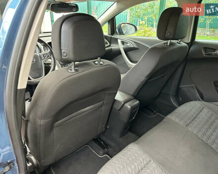 Опель Астра 2014 в Белой Церкве на Automoto.ua Синий Опель Астра, объемом двигателя 1.6 л и пробегом 183 тыс. км за 8900 $, фото 49 на Automoto.ua