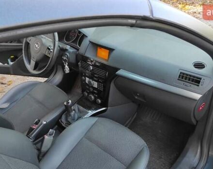 Опель Астра 2007 в Запорожье на Automoto.ua Синий Опель Астра, объемом двигателя 1.9 л и пробегом 190 тыс. км за 6500 $, фото 10 на Automoto.ua