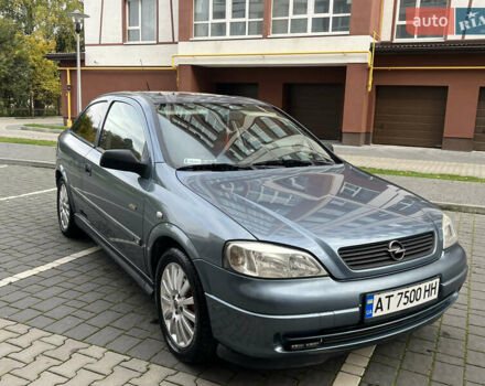 Синий Опель Астра, объемом двигателя 1.6 л и пробегом 340 тыс. км за 2600 $, фото 18 на Automoto.ua