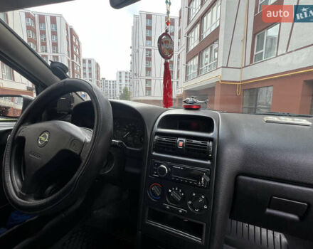 Синий Опель Астра, объемом двигателя 1.6 л и пробегом 340 тыс. км за 2600 $, фото 33 на Automoto.ua