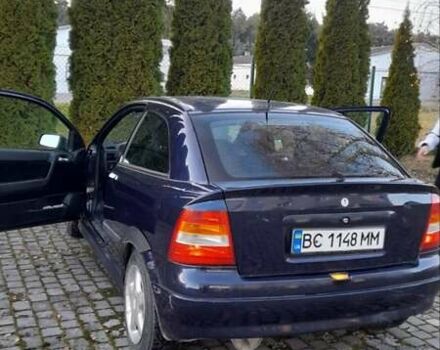 Синий Опель Астра, объемом двигателя 1.6 л и пробегом 375 тыс. км за 2100 $, фото 2 на Automoto.ua