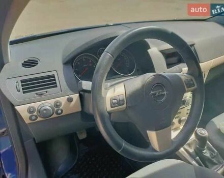 Синий Опель Астра, объемом двигателя 1.9 л и пробегом 248 тыс. км за 6200 $, фото 9 на Automoto.ua