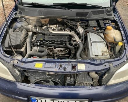 Синий Опель Астра, объемом двигателя 1.7 л и пробегом 200 тыс. км за 1500 $, фото 7 на Automoto.ua