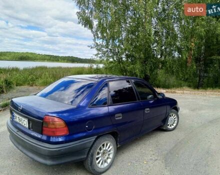 Синій Опель Астра, об'ємом двигуна 1.6 л та пробігом 391 тис. км за 3000 $, фото 1 на Automoto.ua