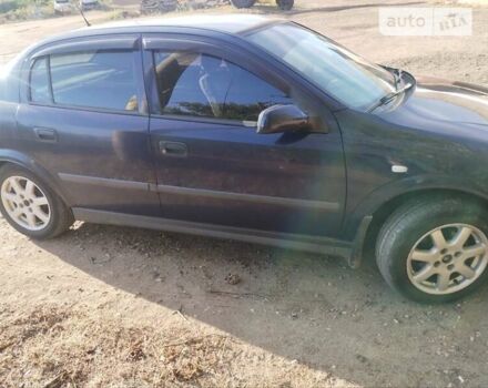 Синий Опель Астра, объемом двигателя 1.4 л и пробегом 270 тыс. км за 2900 $, фото 3 на Automoto.ua