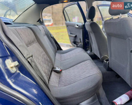 Синий Опель Астра, объемом двигателя 1.4 л и пробегом 170 тыс. км за 3650 $, фото 58 на Automoto.ua