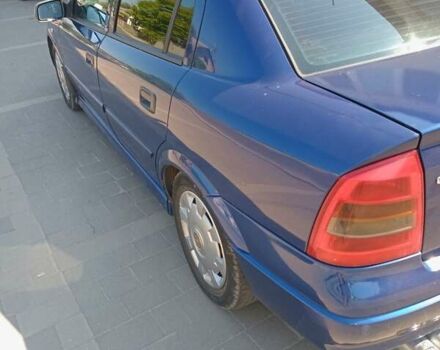 Синий Опель Астра, объемом двигателя 1.6 л и пробегом 225 тыс. км за 2999 $, фото 4 на Automoto.ua