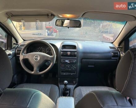 Опель Астра 2005 в Шепетовке на Automoto.ua Синий Опель Астра, объемом двигателя 1.4 л и пробегом 209 тыс. км за 4300 $, фото 6 на Automoto.ua