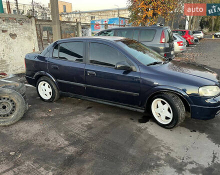 Синий Опель Астра, объемом двигателя 1.36 л и пробегом 250 тыс. км за 2700 $, фото 2 на Automoto.ua