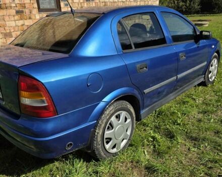 Синий Опель Астра, объемом двигателя 1.4 л и пробегом 227 тыс. км за 2650 $, фото 3 на Automoto.ua