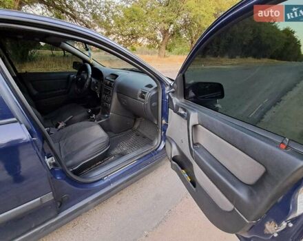 Синий Опель Астра, объемом двигателя 1.36 л и пробегом 250 тыс. км за 3599 $, фото 11 на Automoto.ua