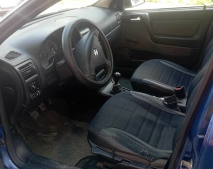 Синій Опель Астра, об'ємом двигуна 1.4 л та пробігом 217 тис. км за 2700 $, фото 5 на Automoto.ua