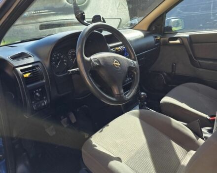 Синий Опель Астра, объемом двигателя 1.4 л и пробегом 227 тыс. км за 2650 $, фото 5 на Automoto.ua