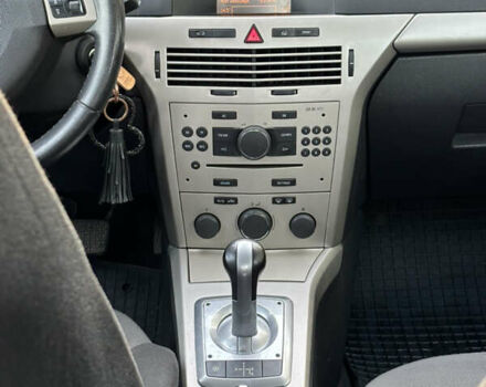 Синий Опель Астра, объемом двигателя 1.6 л и пробегом 126 тыс. км за 5500 $, фото 11 на Automoto.ua