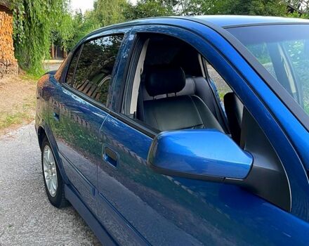 Синий Опель Астра, объемом двигателя 1.4 л и пробегом 300 тыс. км за 3400 $, фото 7 на Automoto.ua