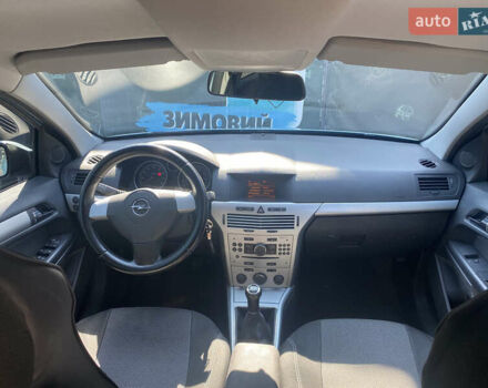 Синий Опель Астра, объемом двигателя 1.6 л и пробегом 210 тыс. км за 6500 $, фото 8 на Automoto.ua