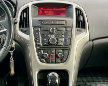 Опель Астра 2010 в Львове на Automoto.ua Синий Опель Астра, объемом двигателя 1.3 л и пробегом 312 тыс. км за 5650 $, фото 10 на Automoto.ua