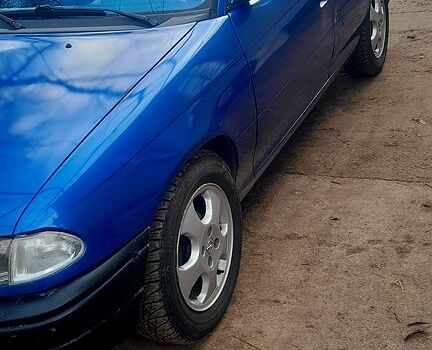 Синій Опель Астра, об'ємом двигуна 1.6 л та пробігом 300 тис. км за 2500 $, фото 3 на Automoto.ua