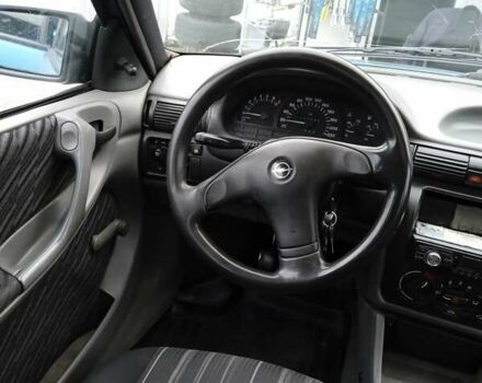 Синій Опель Астра, об'ємом двигуна 2 л та пробігом 400 тис. км за 950 $, фото 5 на Automoto.ua