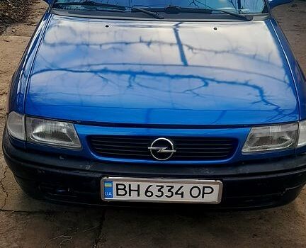 Синій Опель Астра, об'ємом двигуна 1.6 л та пробігом 300 тис. км за 2500 $, фото 9 на Automoto.ua