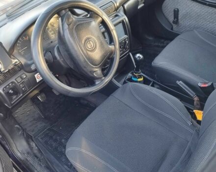 Синий Опель Астра, объемом двигателя 1.7 л и пробегом 308 тыс. км за 2150 $, фото 5 на Automoto.ua